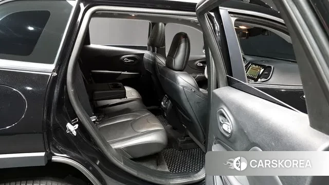 Jeep Cherokee (KL) id 3360373 из Кореи 9