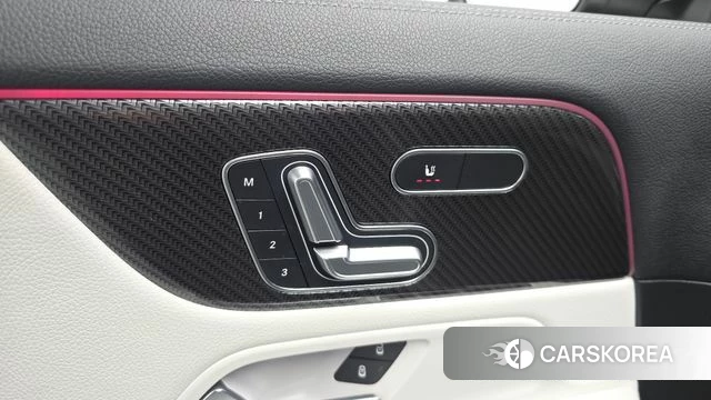 Mercedes-Benz GLA - Class H247 id 3898767 из Кореи 9