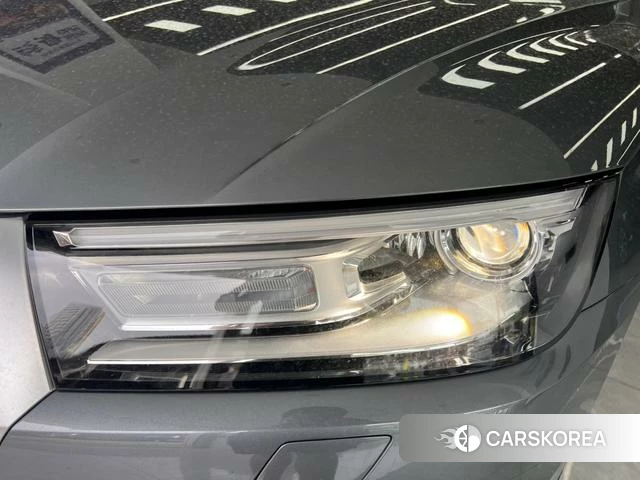 Audi Q5L id 4333386 из Китая 9