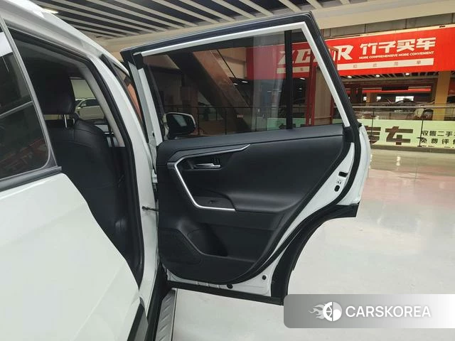 Toyota Wilanda id 4400012 из Китая 9