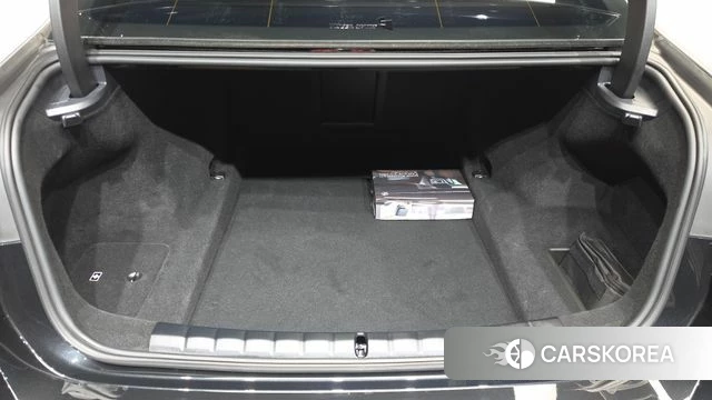 BMW 7 Series (G70) id 4301997 из Кореи 9