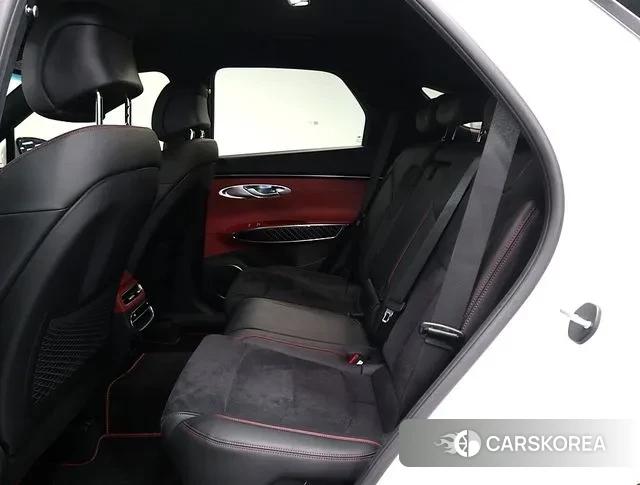 Genesis GV70 id 3483625 из Кореи 9