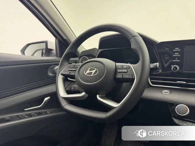 Hyundai Elantra id 4301238 из Китая 9