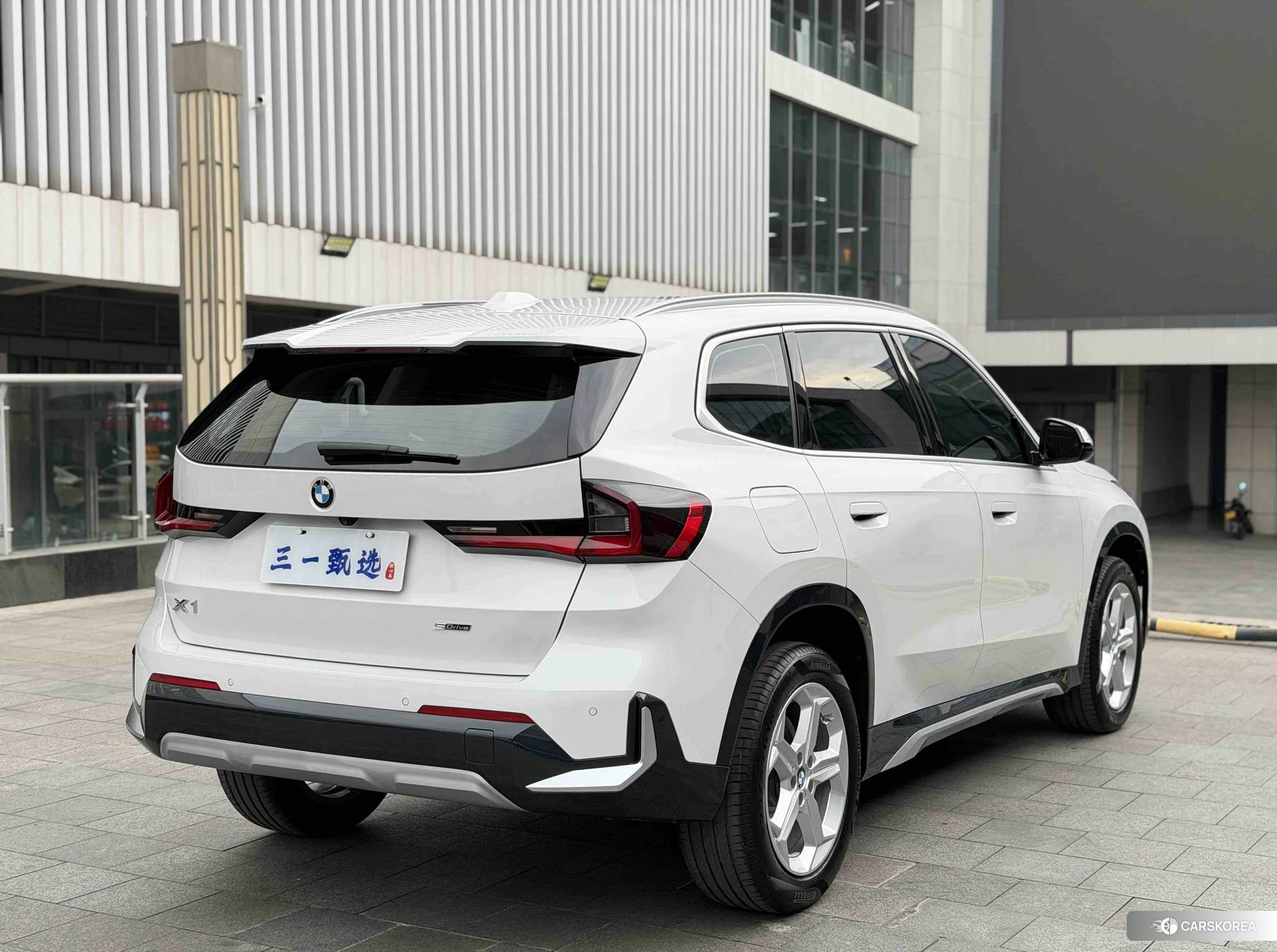 BMW X1 id 4467835 из Китая 9