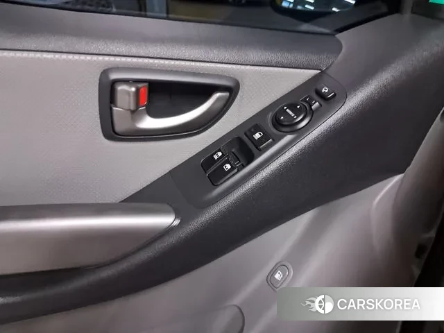 Hyundai The New Grand Starex id 3038731 из Кореи 9