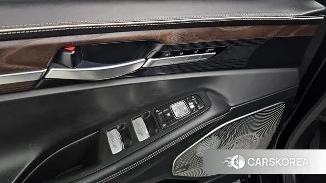 Genesis G90 id 3686837 из Кореи 9