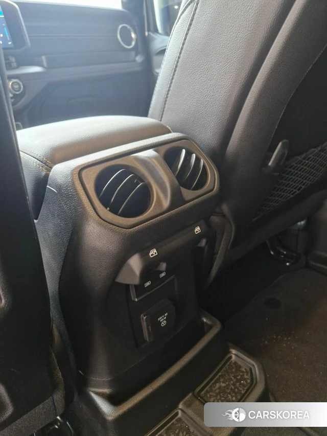 Jeep Wrangler (JL) id 4480231 из Кореи 9
