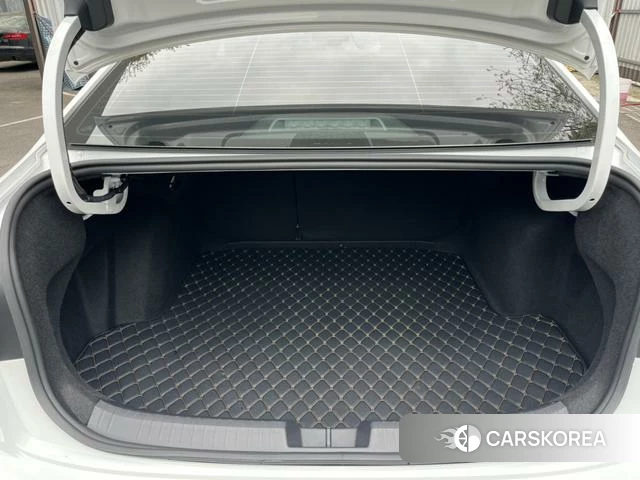 Volkswagen Sagitar id 4272101 из Китая 9