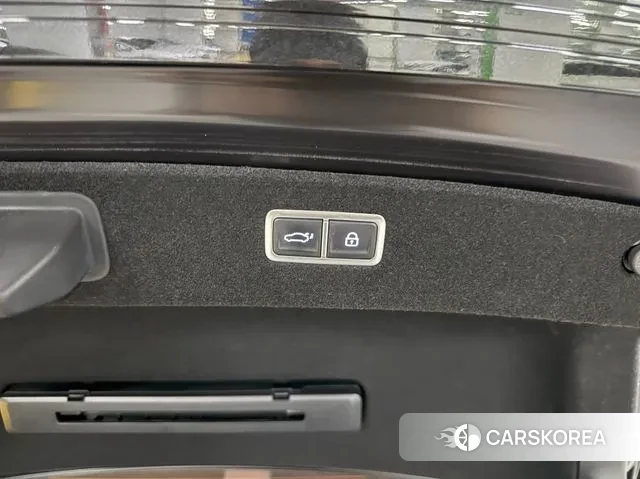 Genesis G90 (RS4) id 3007263 из Кореи 9