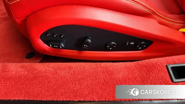 Ferrari 488 Spider id 2971512 из Кореи 9