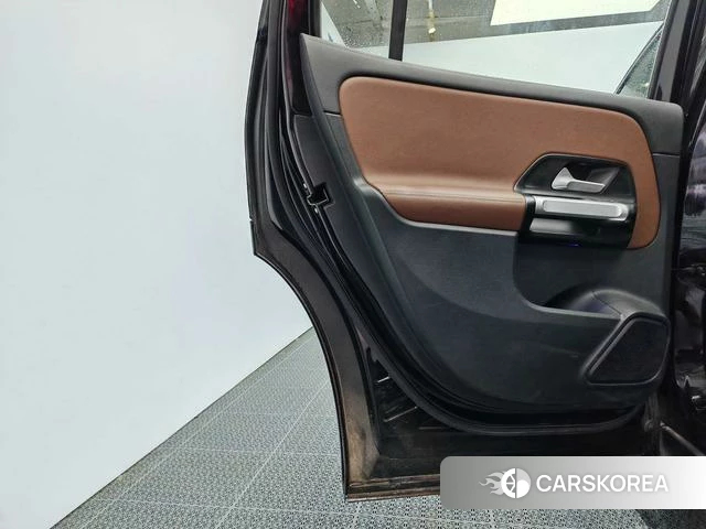 Mercedes-Benz GLB id 4209804 из Китая 9