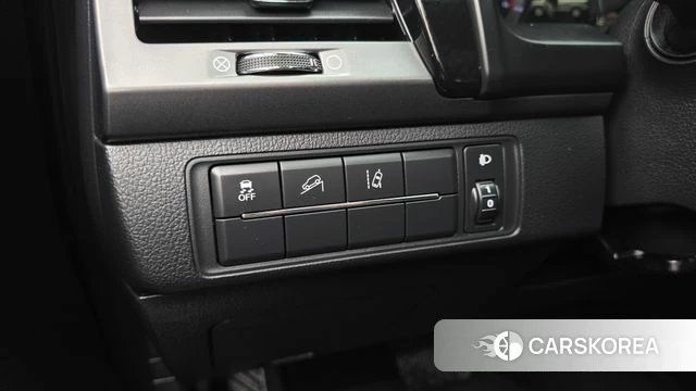 Ssangyong The New Rexton Sports Cannes id 4376768 из Кореи 9