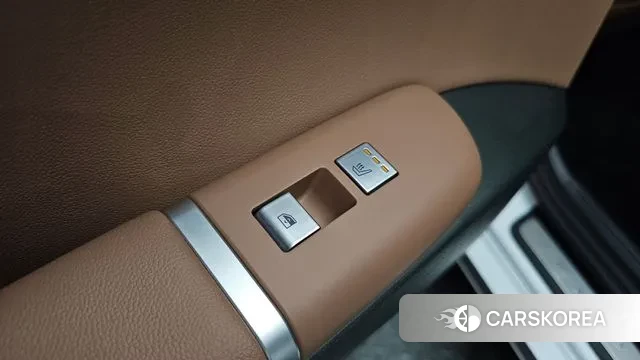 Hyundai Grandeur (GN7) id 3670586 из Кореи 9