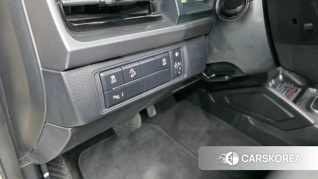 Ssangyong The New Rexton Sports Cannes id 4623817 из Кореи 9