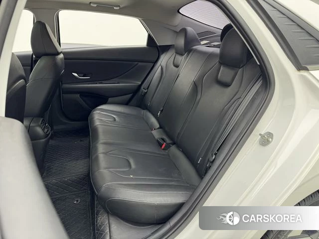 Hyundai Elantra id 4278893 из Китая 9
