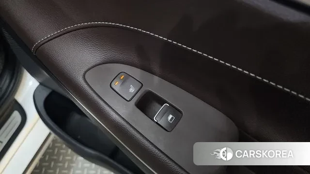 Hyundai Grandeur IG id 3060837 из Кореи 9