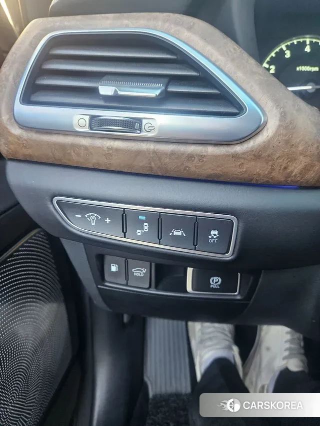 Genesis G90 id 3505079 из Кореи 9