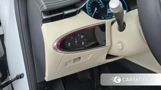Genesis GV70 id 4739930 из Кореи 9