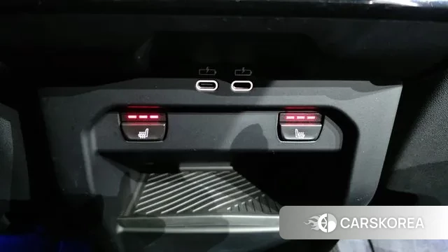 BMW 5 Series (G60) id 3471961 из Кореи 9