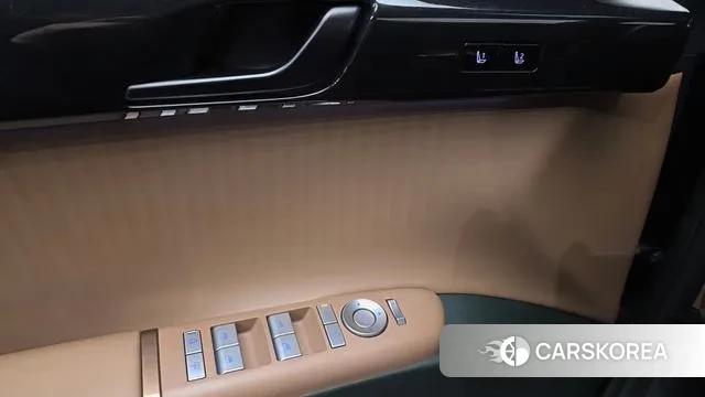 Hyundai Grandeur Hybrid (GN7) id 3591146 из Кореи 9