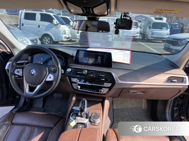 BMW 5 Series (G30) id 3828278 из Кореи 9