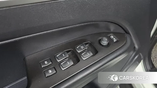 Ssangyong Rexton Sports id 3651818 из Кореи 9