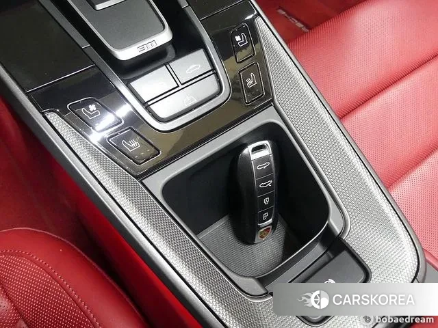 Porsche 911(992) id 3741119 из Кореи 9