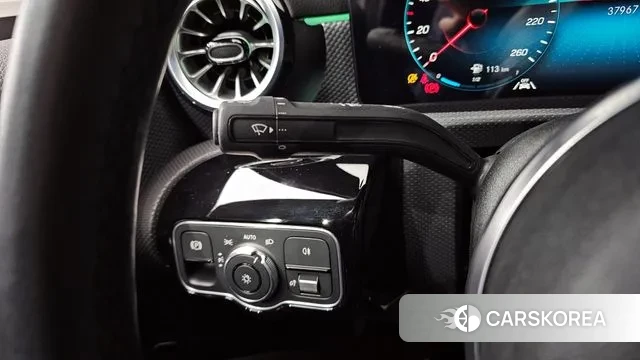 Mercedes-Benz A-Class W177 id 3611057 из Кореи 9