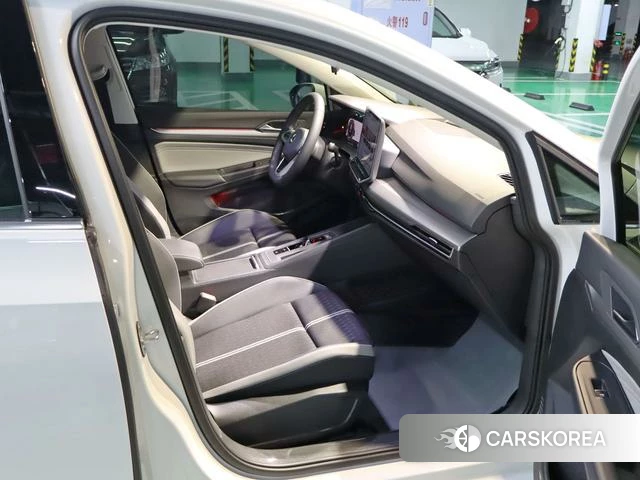Volkswagen Golf id 4027642 из Китая 9