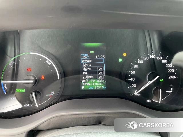 Toyota Saina id 4260180 из Китая 9