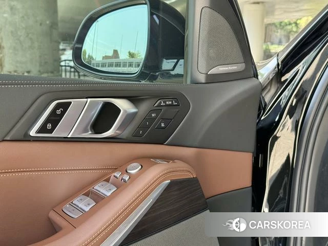BMW X7 id 4278391 из Китая 9