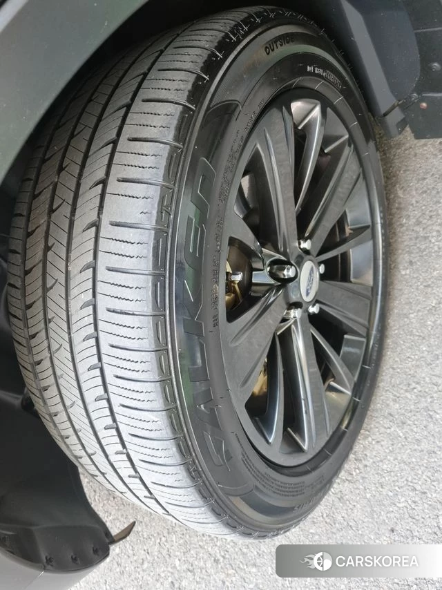 Ford Explorer id 4447915 из Кореи 9