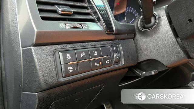 Ssangyong The New Rexton Sports Cannes id 4283430 из Кореи 9