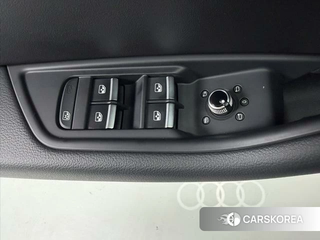 Audi A4L id 4313451 из Китая 9