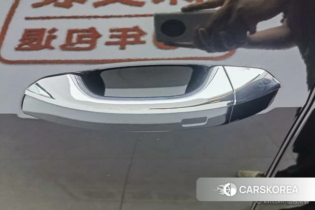 Audi A6L id 4290684 из Китая 9