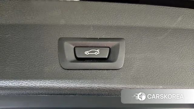 BMW X1 (F48) id 3013839 из Кореи 9