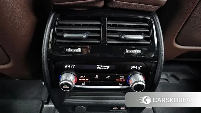 BMW 5 Series (G30) id 3416818 из Кореи 9