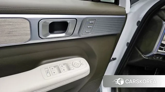 Hyundai Santa Fe (MX5) id 3770096 из Кореи 9