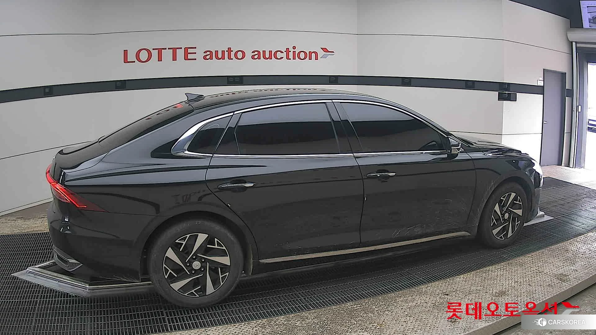 Hyundai Grandeur Hybrid id 3875807 из Кореи 9