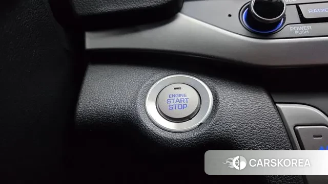 Hyundai Avante AD id 3469963 из Кореи 9