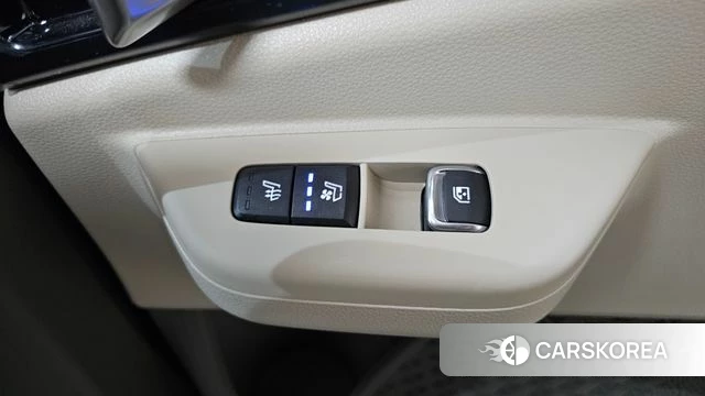 Kia The New Carnival 4th Generation id 4222515 из Кореи 9