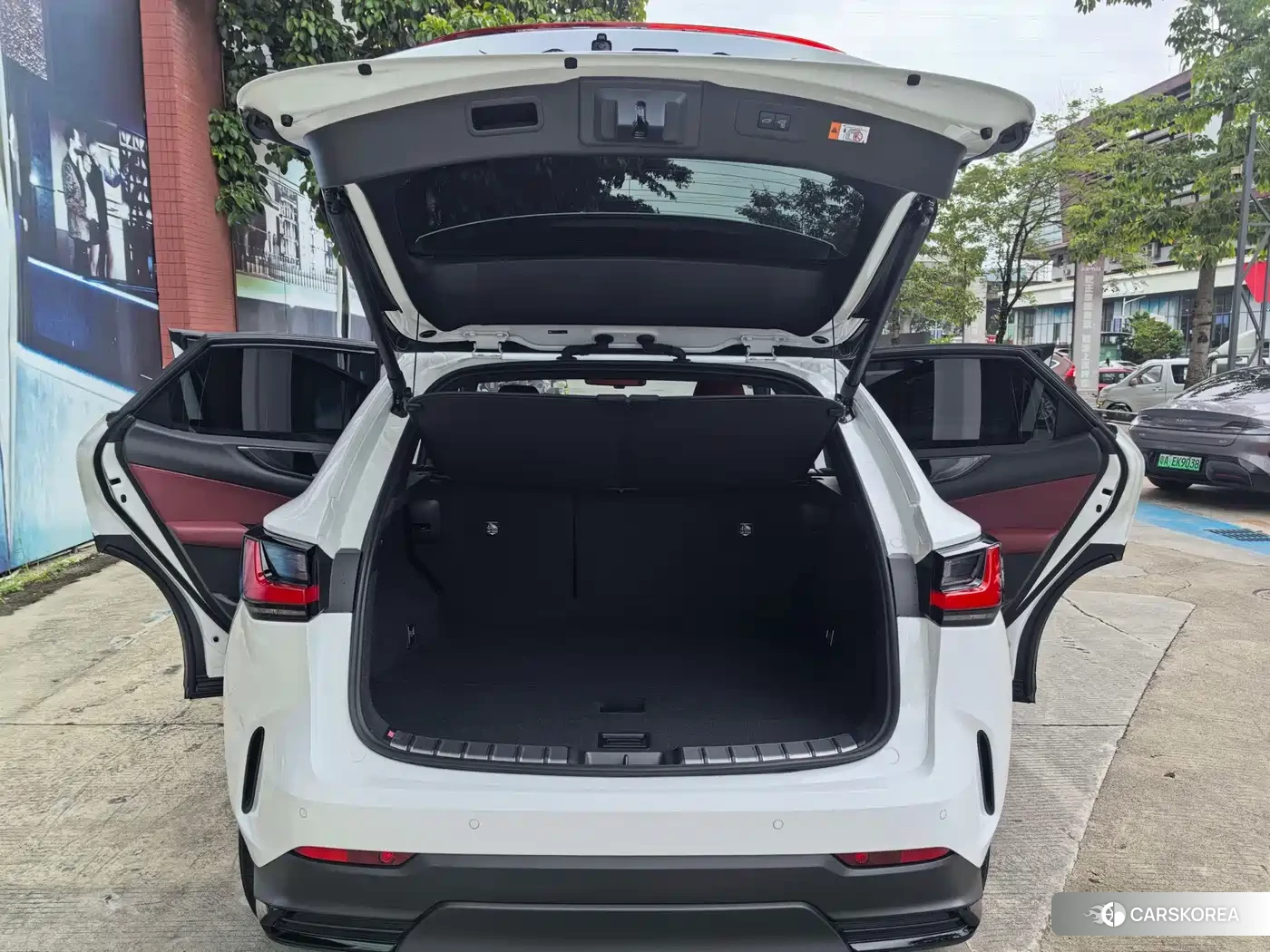Lexus NX id 4644591 из Китая 9