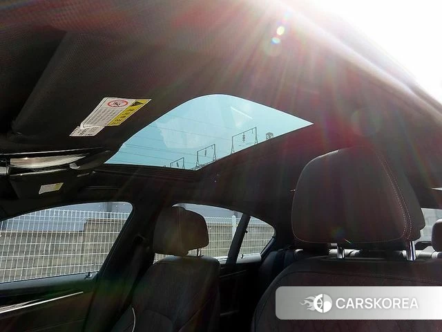 BMW 5 Series (G30) id 3942991 из Кореи 9