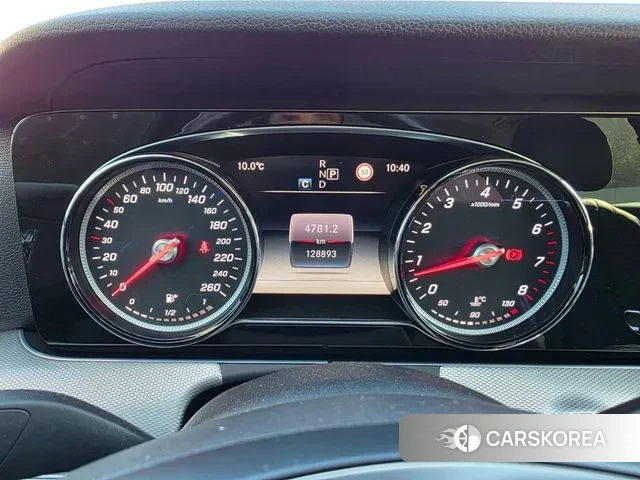 Mercedes-Benz E-Class W213 id 3325376 из Кореи 9