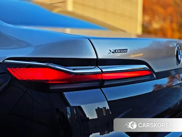 BMW 7 Series (G70) id 3576050 из Кореи 9