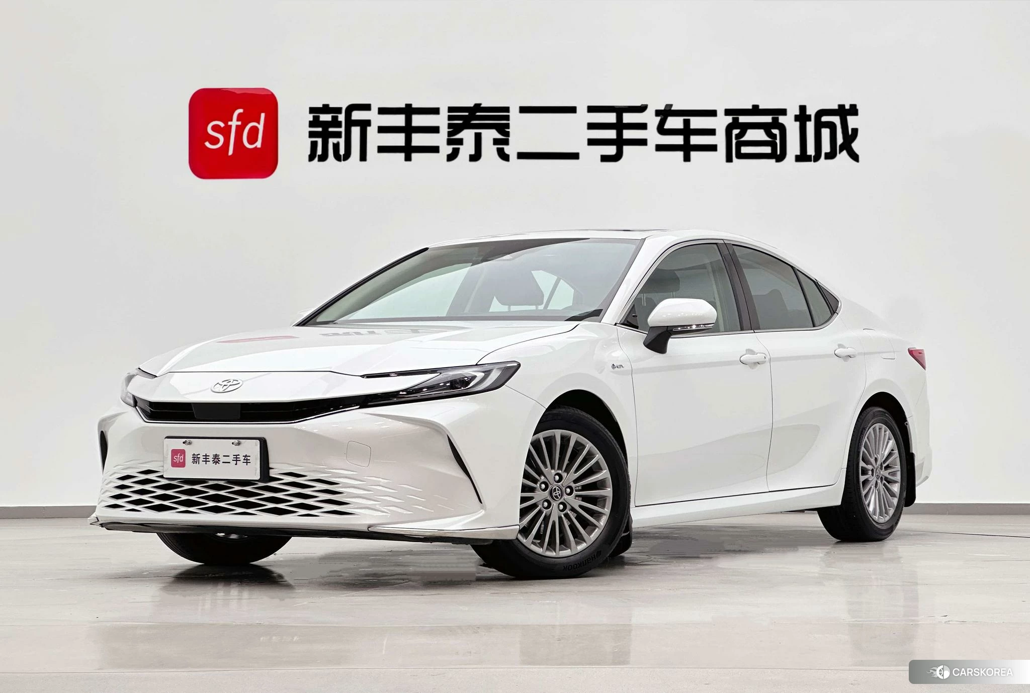 Toyota Camry id 4420024 из Китая 9