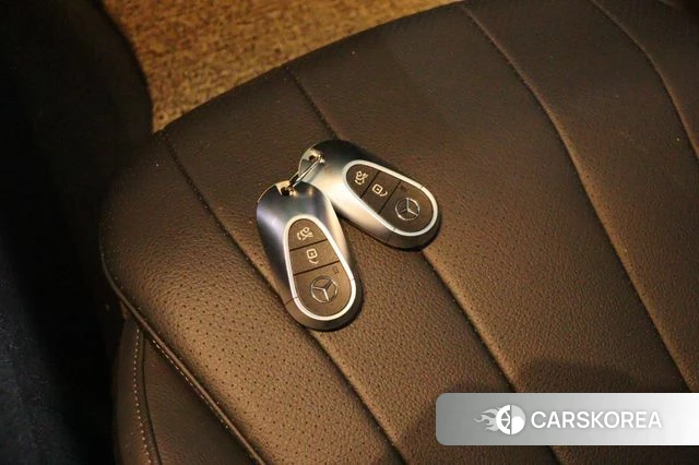 Mercedes-Benz E-Class W214 id 4516522 из Кореи 9