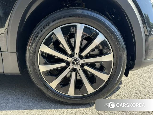 Mercedes-Benz GLB id 4399745 из Китая 9