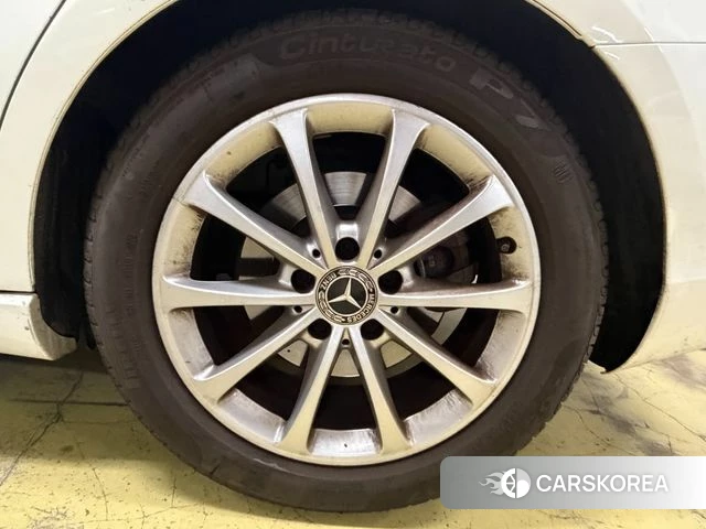 Mercedes-Benz A-Class W177 id 4748616 из Кореи 9