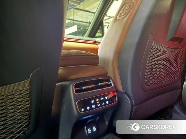 Genesis GV70 id 4511213 из Кореи 9